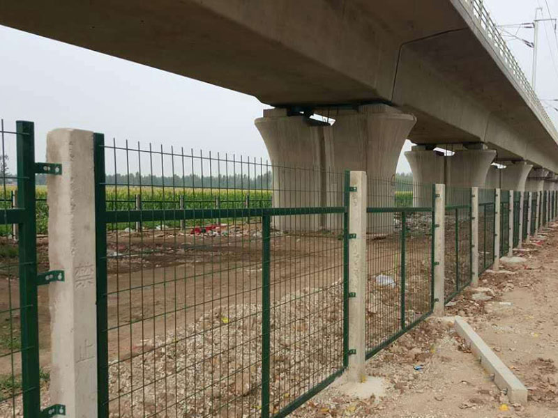 鐵路路基擋渣網防護柵欄門